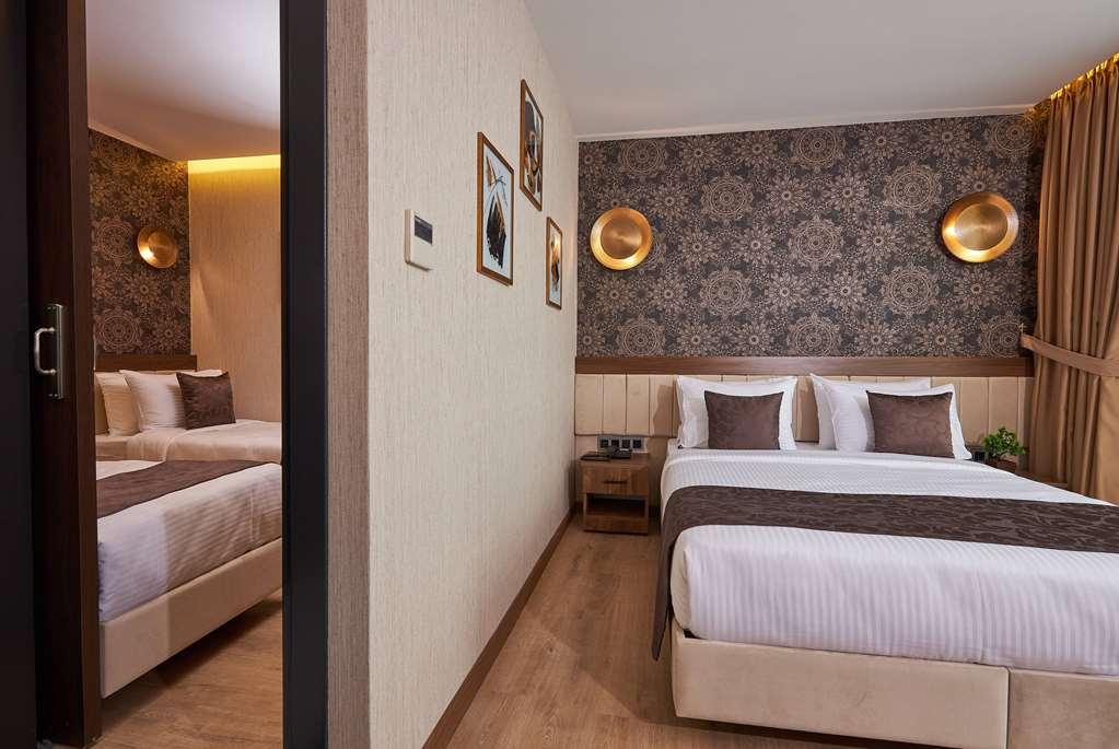 Operla Airport Hotels, Tm Istanbul Room photo