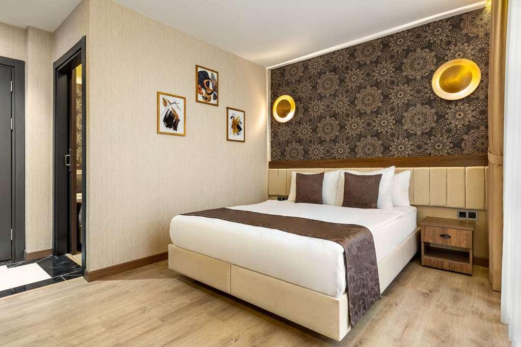 Operla Airport Hotels, Tm Istanbul Room photo